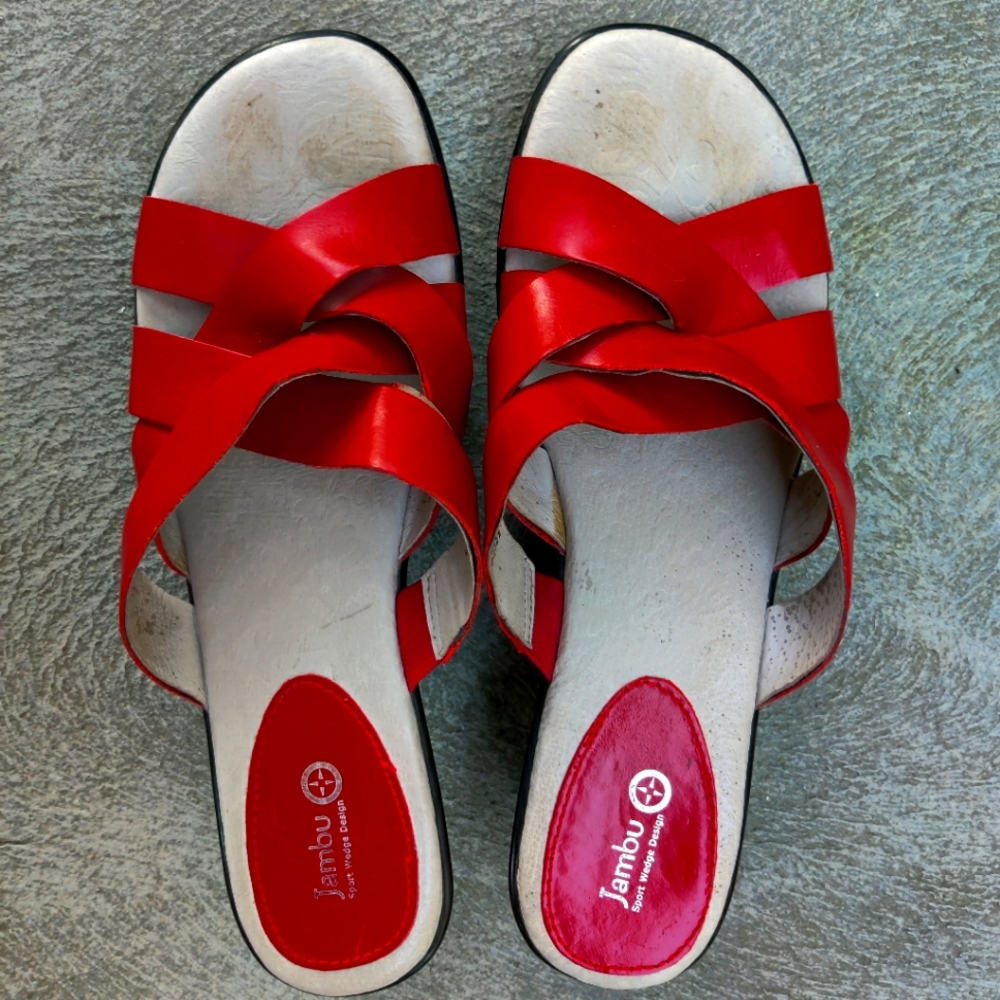 SOLD! Jambu Lily Sport Wedge sandals